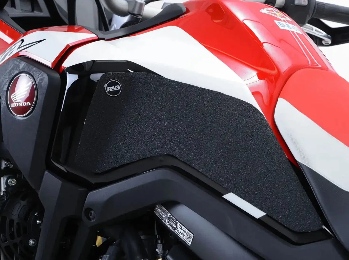 EZRG330 - R&G RACING Honda CRF1000L Africa Twin (16/17) Fuel Tank Traction Grips
