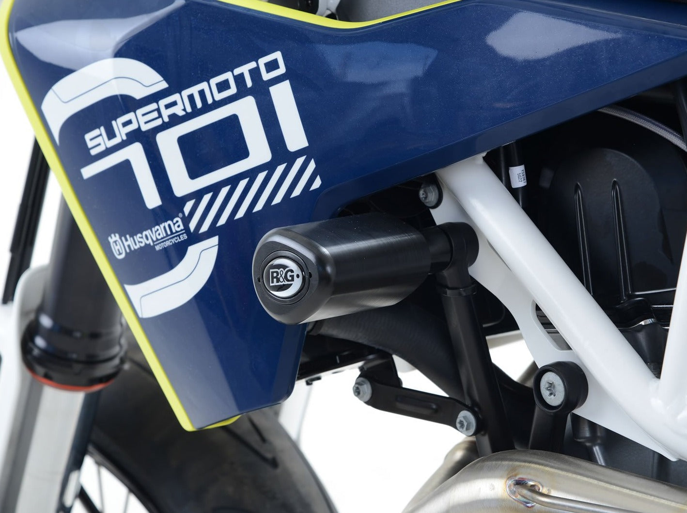 CP0404 - R&G RACING KTM 690 SMC R / Husqvarna 701 Frame Crash Protection Sliders "Aero"
