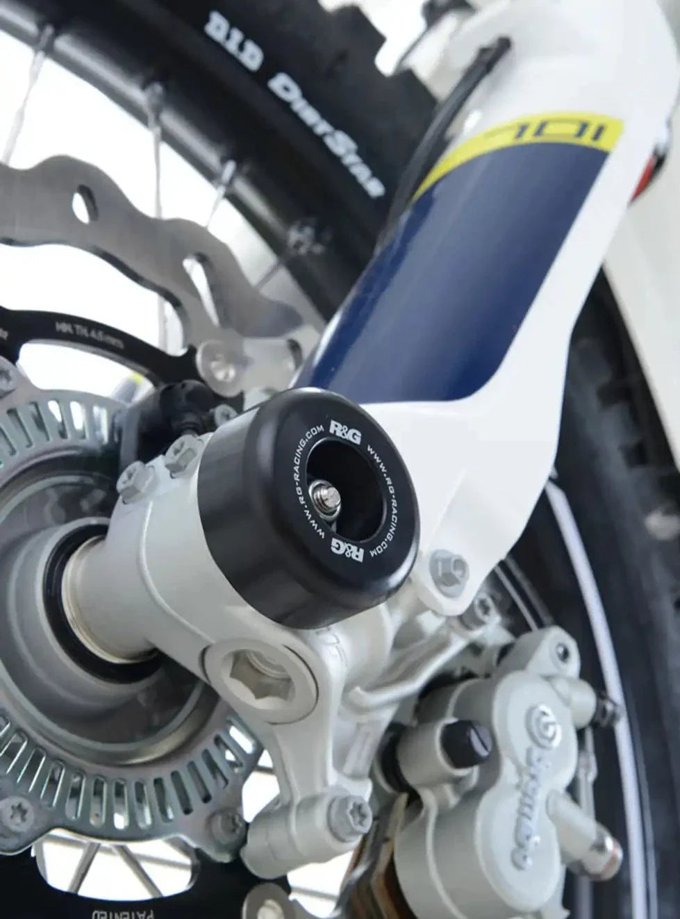 FP0186 - R&G RACING Husqvarna 701 Enduro (16/23) Front Wheel Sliders