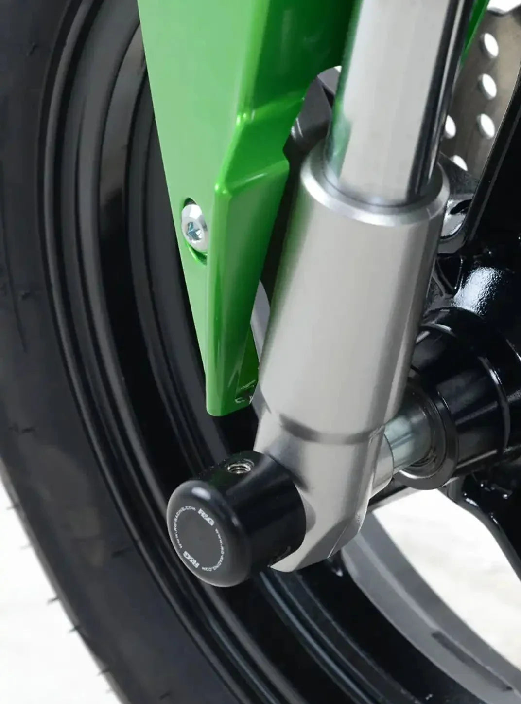 FP0190 - R&G RACING Kawasaki Z125 / Z125 Pro (16/18) Front Wheel Sliders