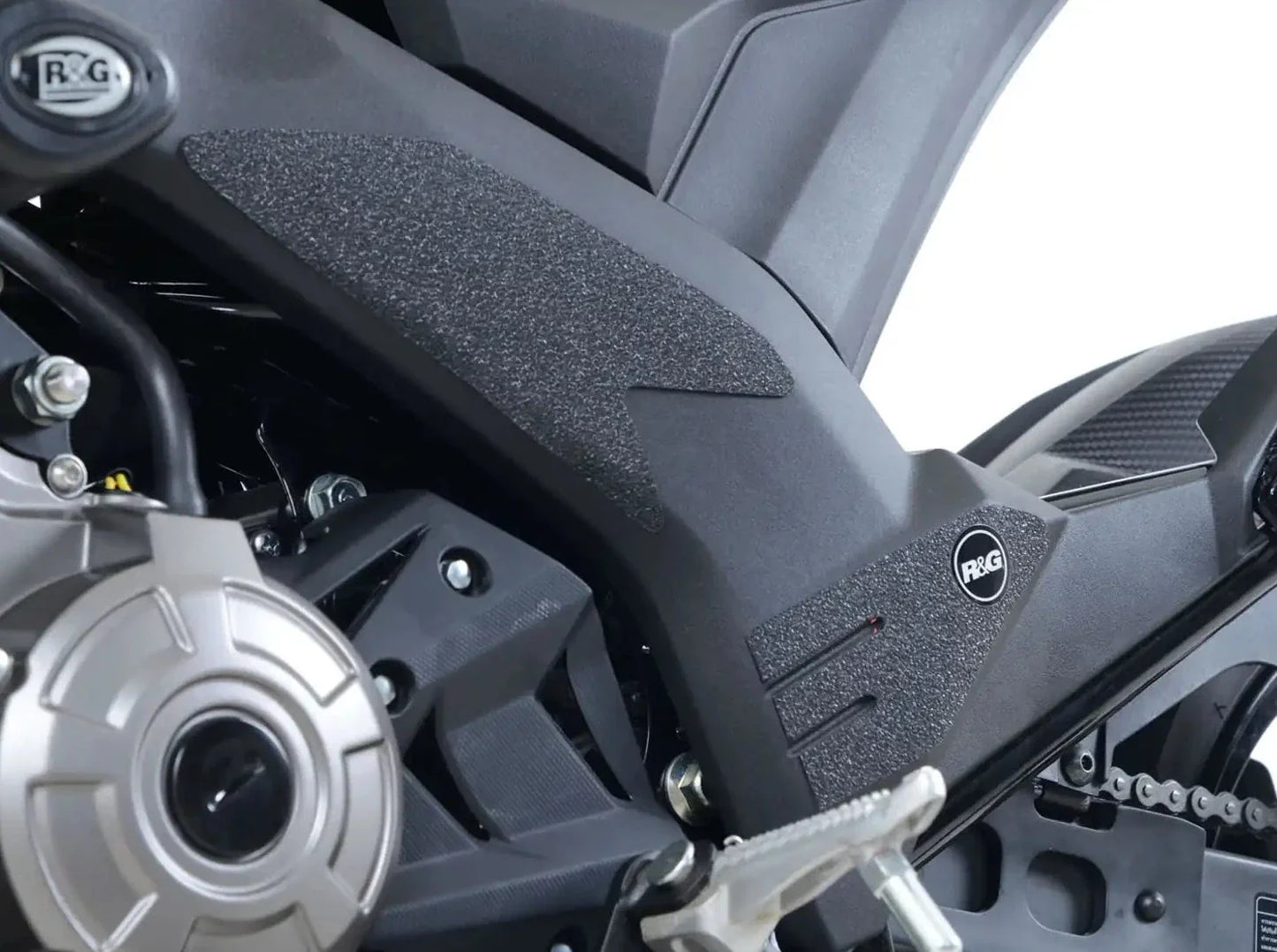 EZBG406 - R&G RACING Kawasaki Z125 / Z125 Pro (16/18) Heel Guards Kit