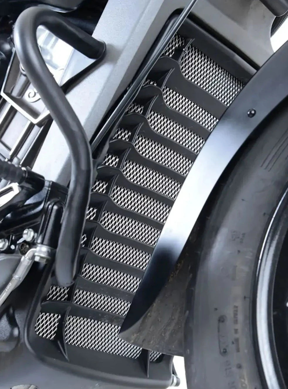 RAD0209 - R&G RACING Indian Scout / Sixty / Bobber Radiator Guard