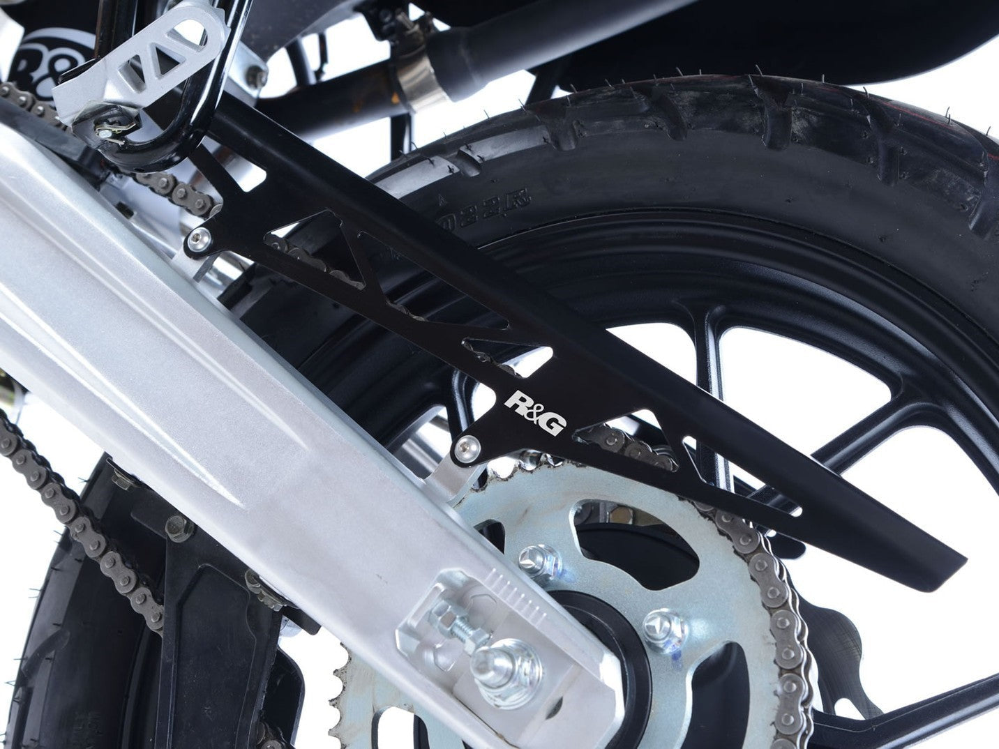 CG0013 - R&G RACING Sinnis Apache SMR 125 Chain Guard