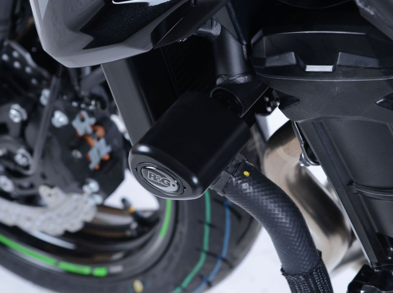 CP0418 - R&G RACING Kawasaki Z900 (2017+) Frame Crash Protection Sliders "Aero"