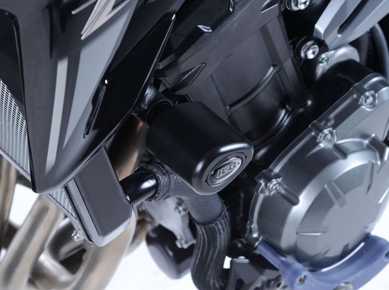 CP0418 - R&G RACING Kawasaki Z900 (2017+) Frame Crash Protection Sliders "Aero"