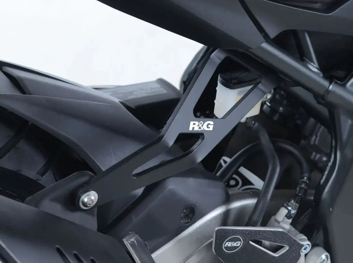 EH0075 - R&G RACING Honda CBR250RR (17/20) Exhaust Hanger