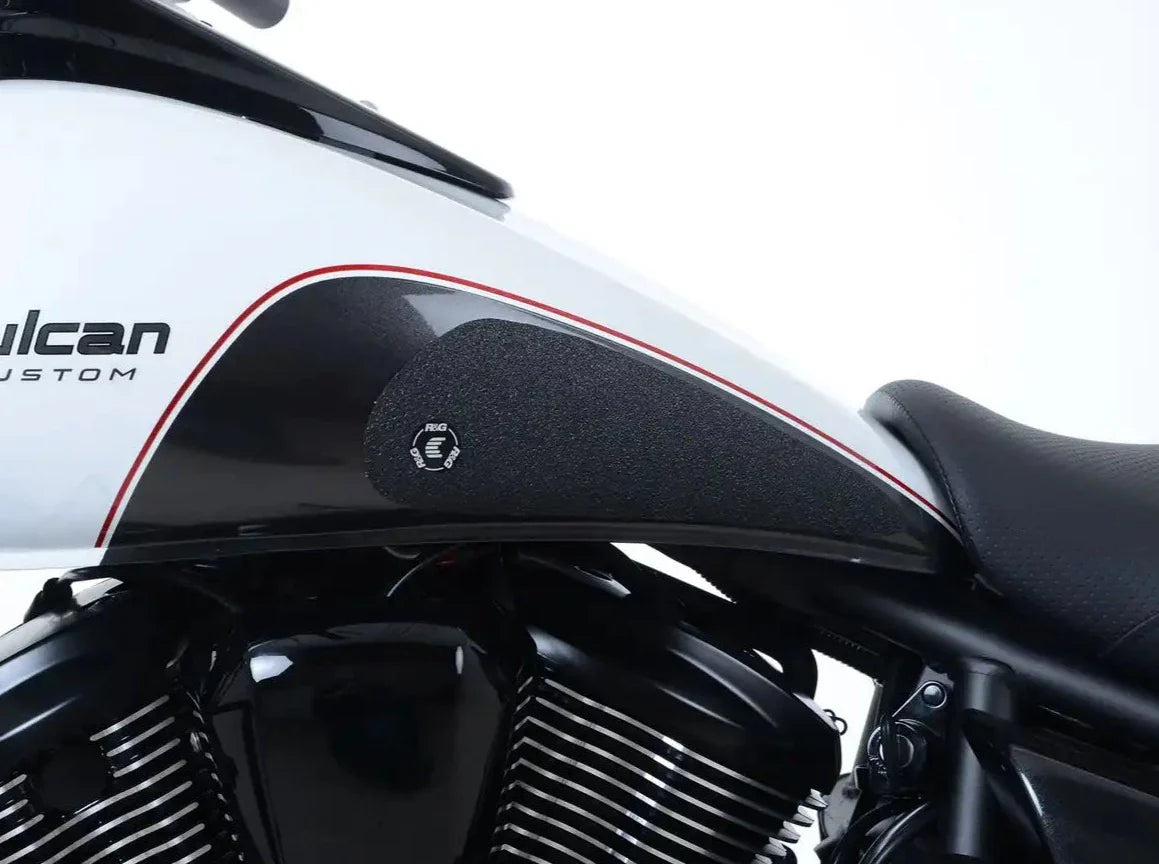 EZRG428 - R&G RACING Kawasaki Vulcan VN900 Csutom / Classic Fuel Tank Traction Grips