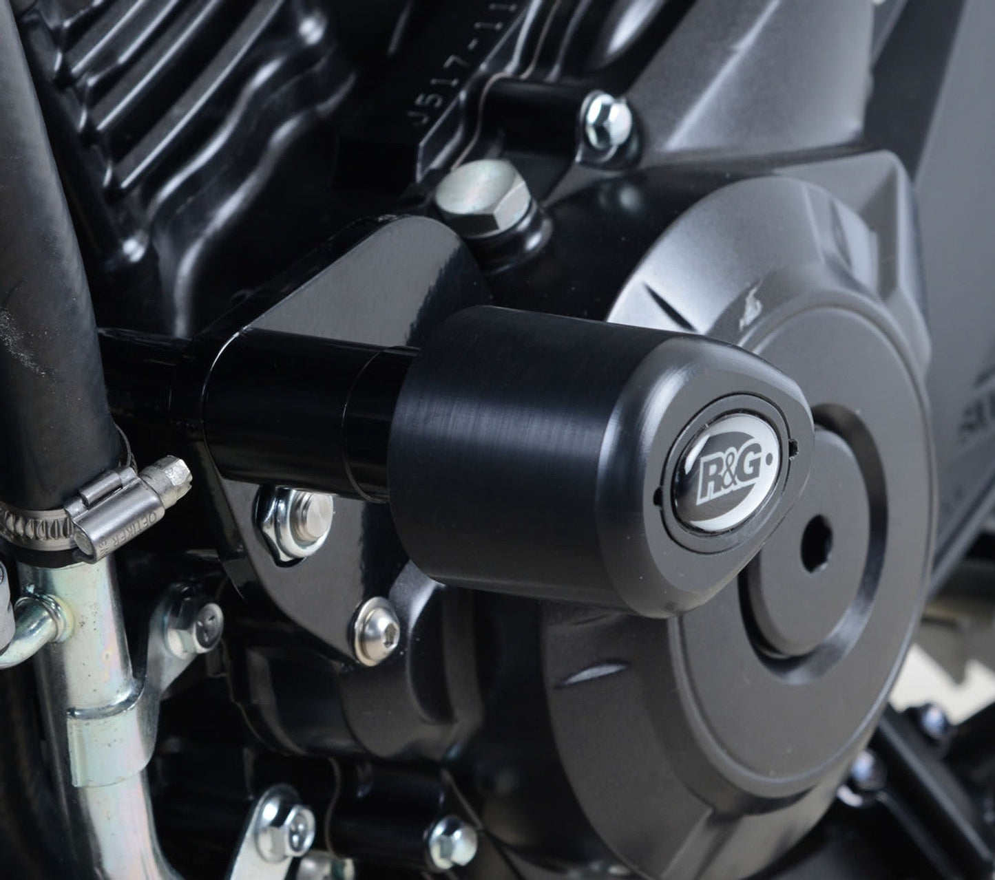 CP0435 - R&G RACING Suzuki V-Strom 250 / GSX250R (17/20) Frame Crash Protection Sliders "Aero"