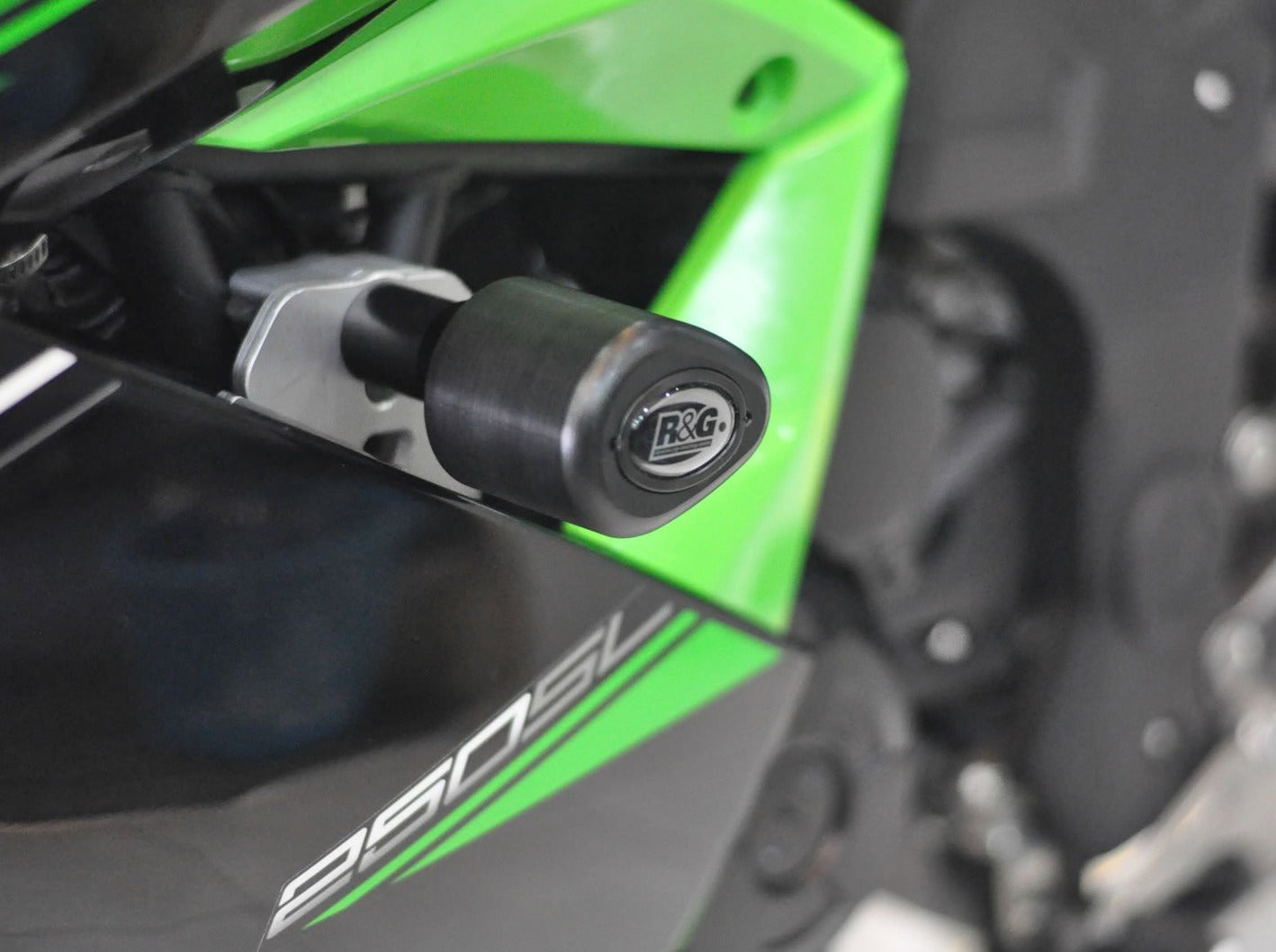 CP0381 - R&G RACING Kawasaki Ninja 250SL / 125 Frame Crash Protection Sliders "Aero"