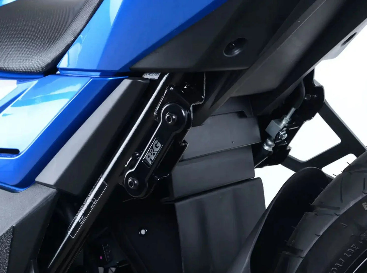 EH0082 - R&G RACING Suzuki GSX250R (17/20) Exhaust Hanger & Blanking Plate Kit