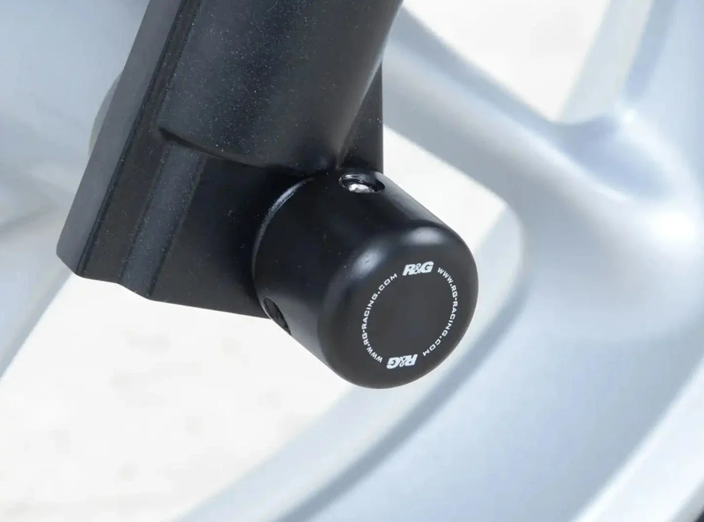 FP0203 - R&G RACING Yamaha N-MAX 125 (17/18) Front Wheel Sliders