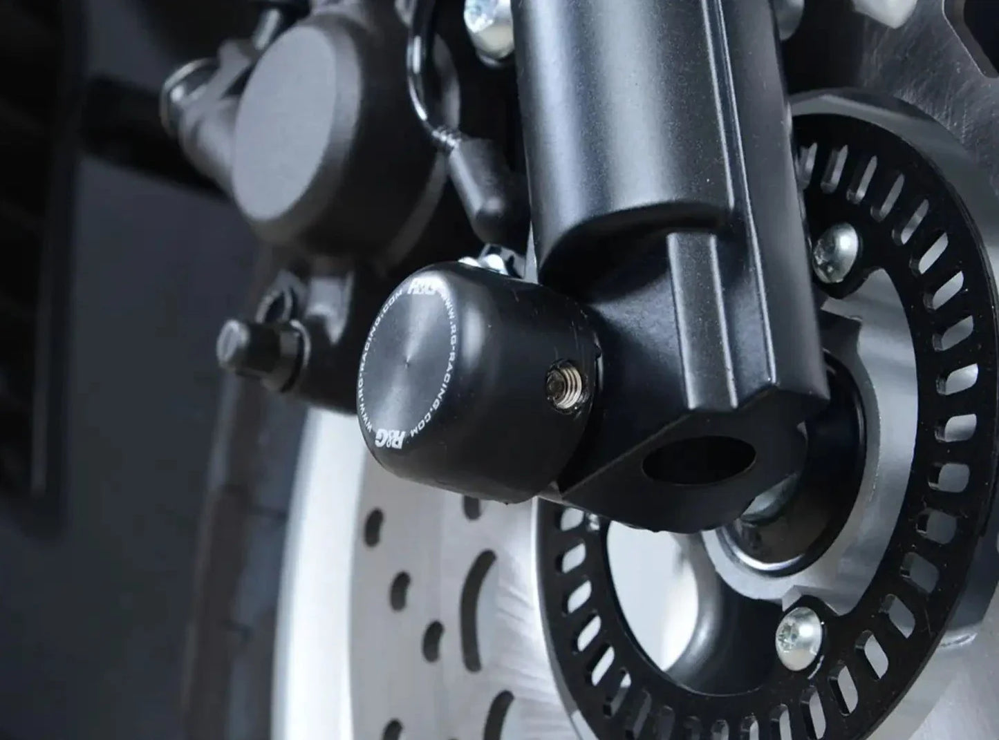 FP0203 - R&G RACING Yamaha N-MAX 125 (17/18) Front Wheel Sliders