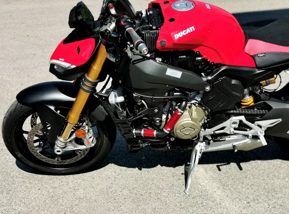 DC02 - PERFORMANCE TECHNOLOGY Ducati Panigale V4 / Streetfighter Line Cooler Kit