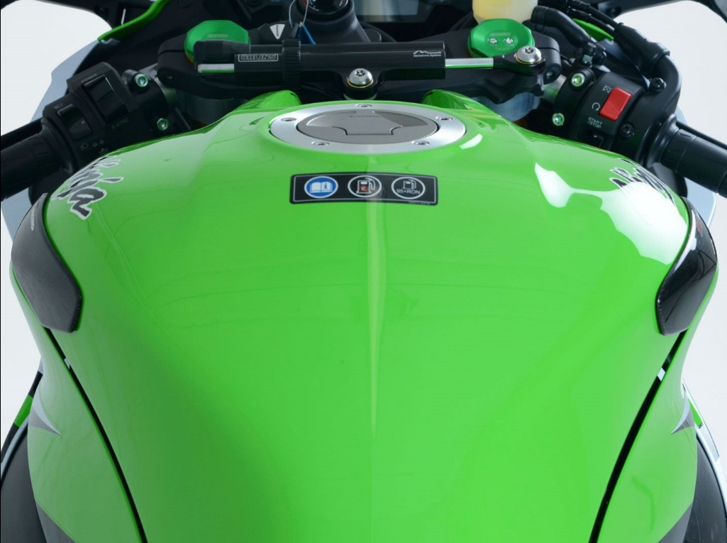 TS0004 - R&G RACING Kawasaki ZX-10R (11/20) Carbon Fuel Tank Protection Sliders