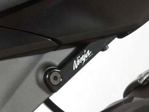 EH0043 - R&G RACING Kawasaki ZX-6R (2009+) Exhaust Hanger & Blanking Plate Kit