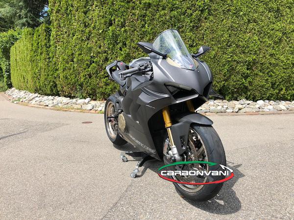 CARBONVANI Ducati Panigale V4 (2020+) Full Carbon Fairing Set (road version; 8 pcs)