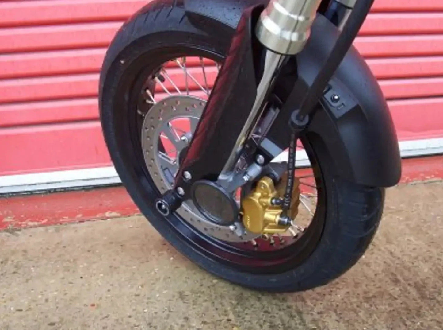 FP0036 - R&G RACING Honda FMX650 Front Wheel Sliders