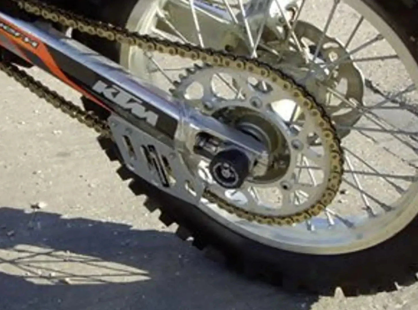 FP0008 - R&G RACING KTM EXC 125 / 200 / 300 / 450 / 530 Front Wheel Sliders