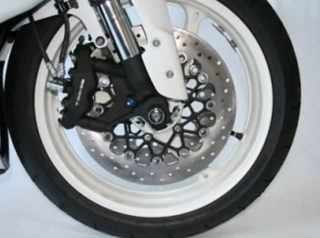 FP0025 - R&G RACING Suzuki GSX-R600 / 750 / 1000 Front Wheel Sliders