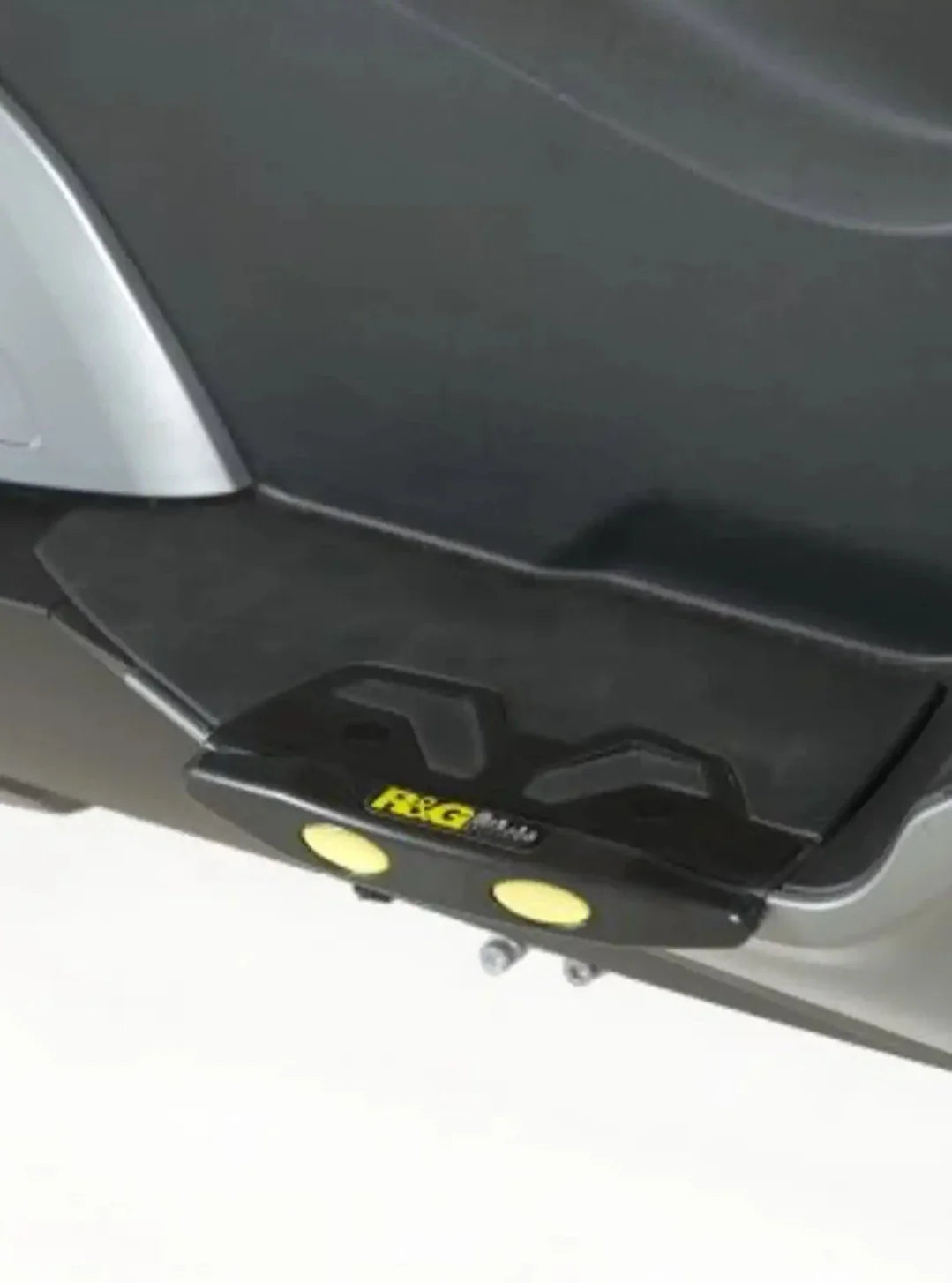TP0005 - R&G RACING BMW C600 Sport (12/15) Footboard Sliders (racing)