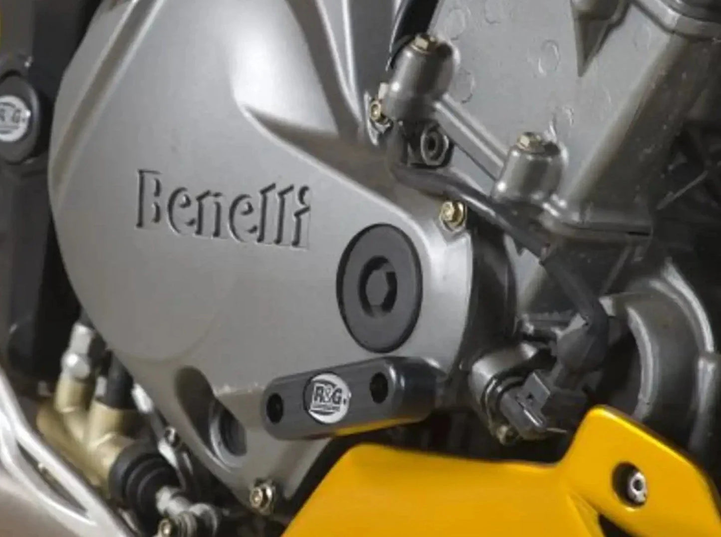 ECS0073 - R&G RACING Benelli Cafe Racer 1130 Engine Case Slider (right)