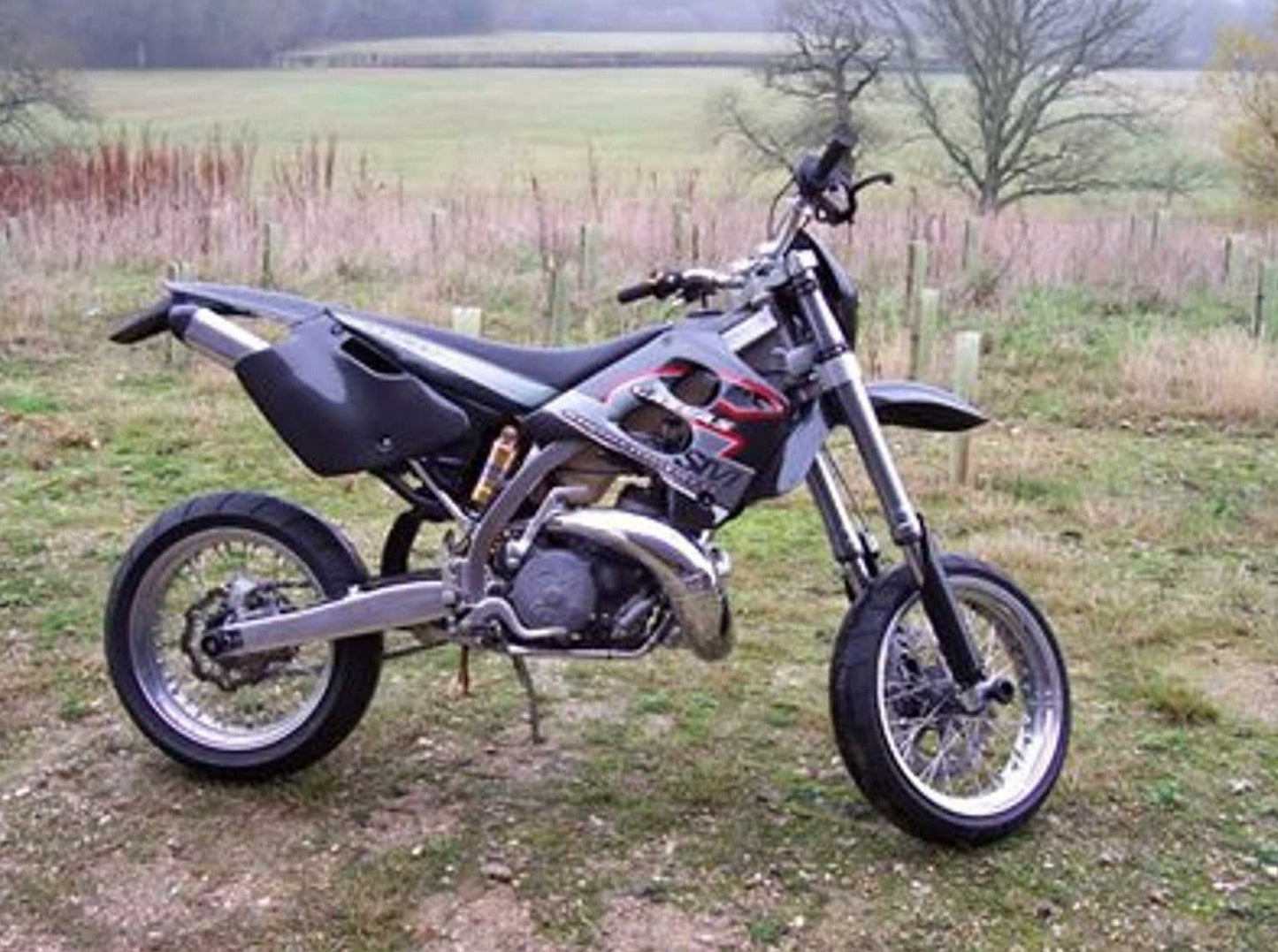 SP0005 - R&G RACING GasGas 125 / 250 / 450 Rear Wheel Sliders (swingarm)