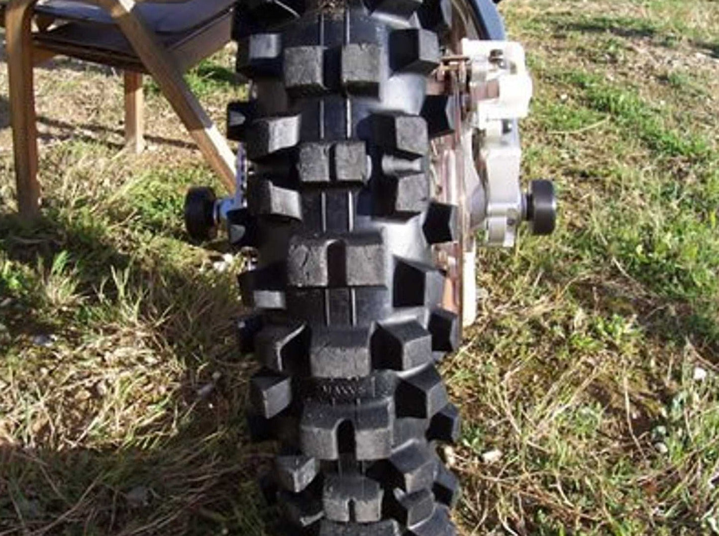 SP0004 - R&G RACING Honda CRF250 / 450 / CRX250 Rear Wheel Sliders (swingarm)