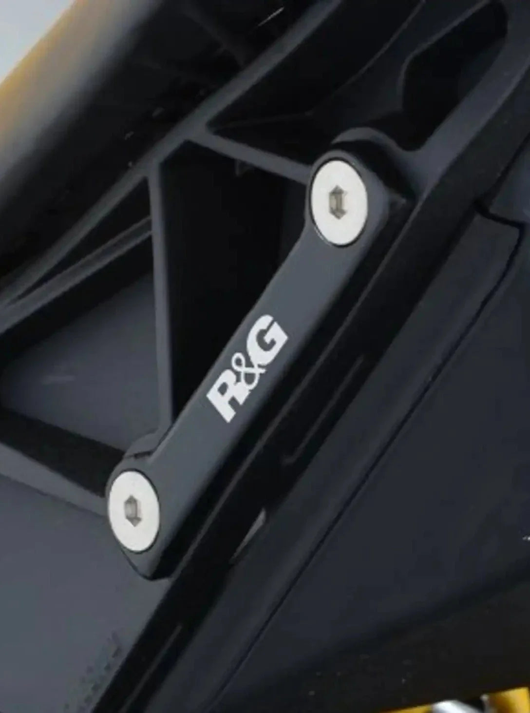 EH0062 - R&G RACING EBR 1190RX / SX (2014+) Exhaust Hanger & Blanking Plate Kit