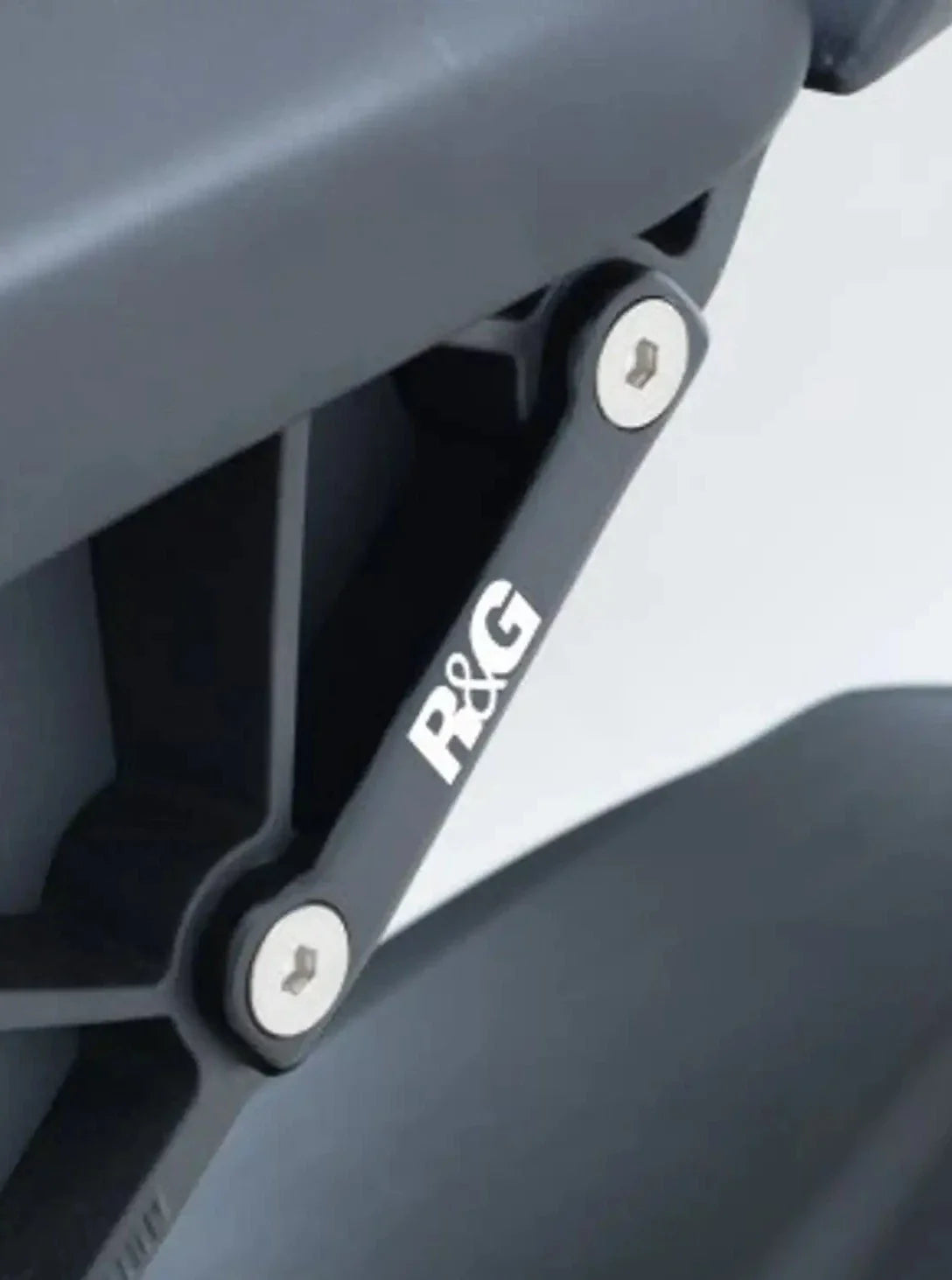 EH0062 - R&G RACING EBR 1190RX / SX (2014+) Exhaust Hanger & Blanking Plate Kit