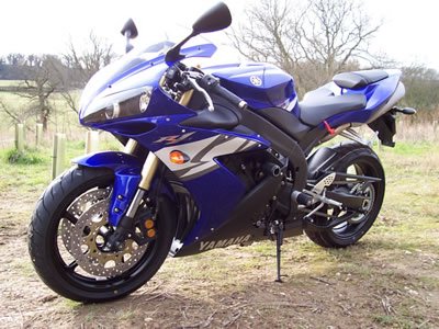 CP0116 - R&G RACING Yamaha YZF-R1 (04/06) Frame Crash Protection Sliders "Classic"