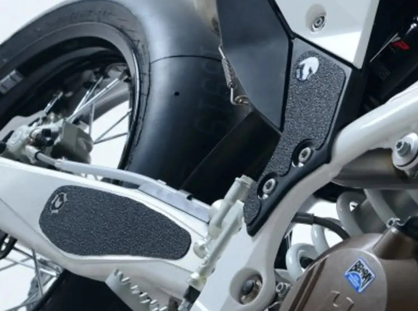 EZBG1100 - R&G RACING Husqvarna FS 450 (15/18) Heel Guard Kit