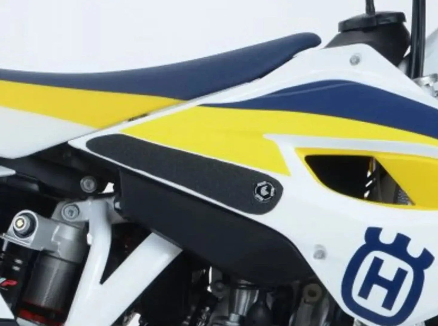 EZRG1100 - R&G RACING Husqvarna FS 450 (15/18) Fuel Tank Traction Grips