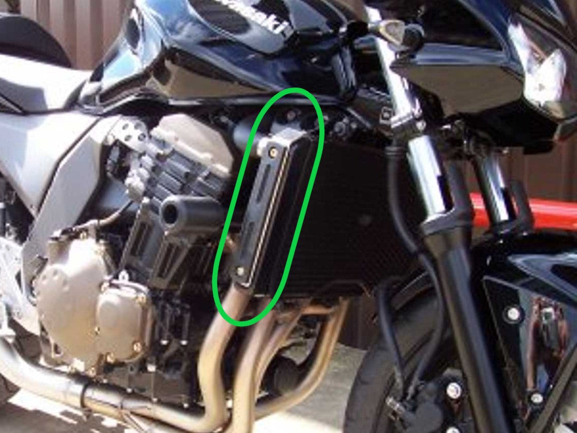 RS0001 - R&G RACING Kawasaki Z750 (04/06) Radiator Sliders