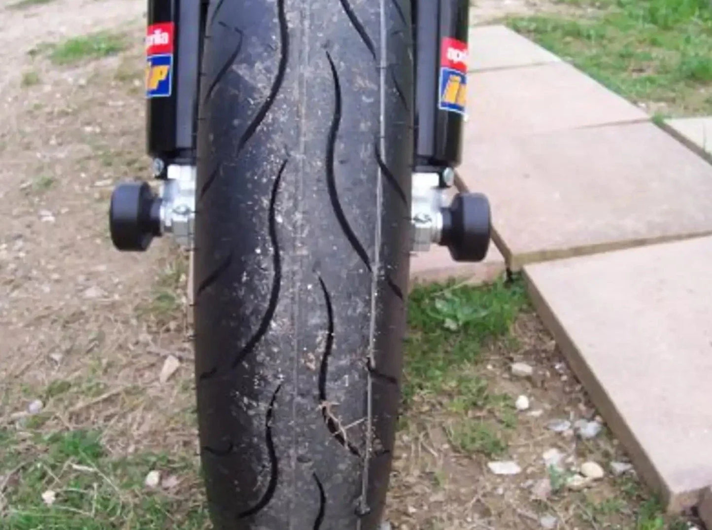 FP0052 - R&G RACING Aprilia SXV 450 / 550 Front Wheel Sliders