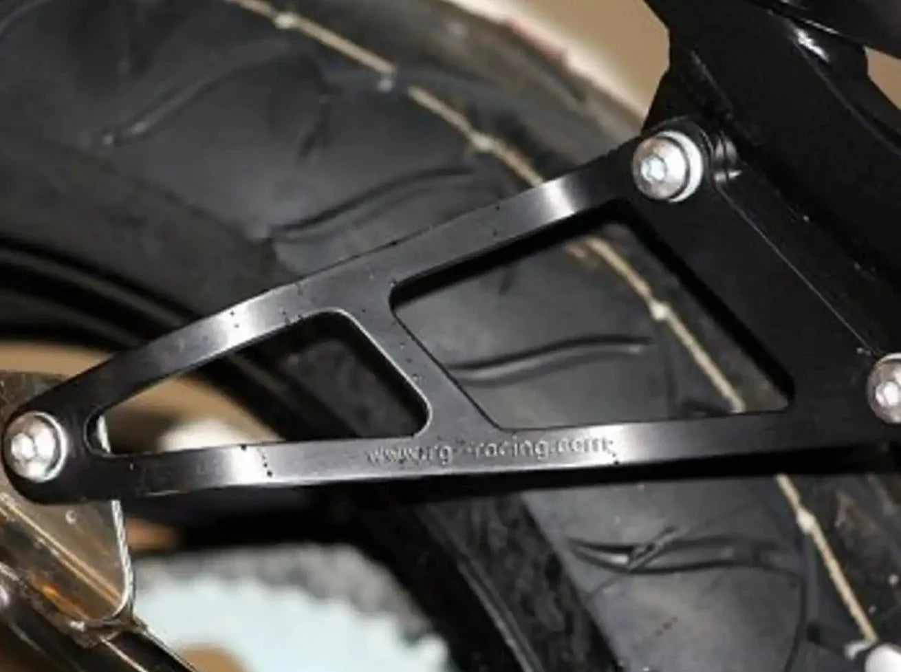 EH0009 - R&G RACING Honda CBR900 Fireblade (02/03) Exhaust Hanger