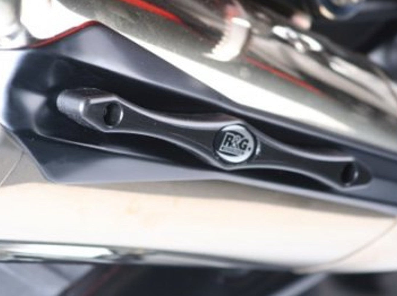 ES0002 - R&G RACING Kawasaki Z1000 (07/09) Exhaust Sliders