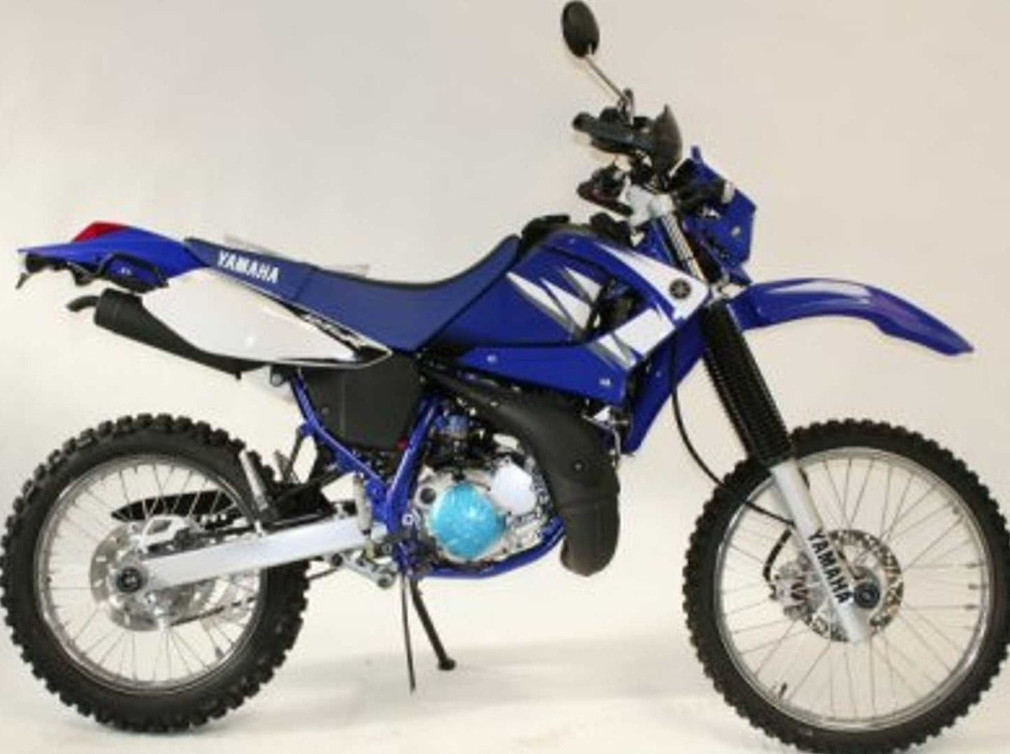 SP0023 - R&G RACING Yamaha DT125R / X Rear Wheel Sliders (swingarm)