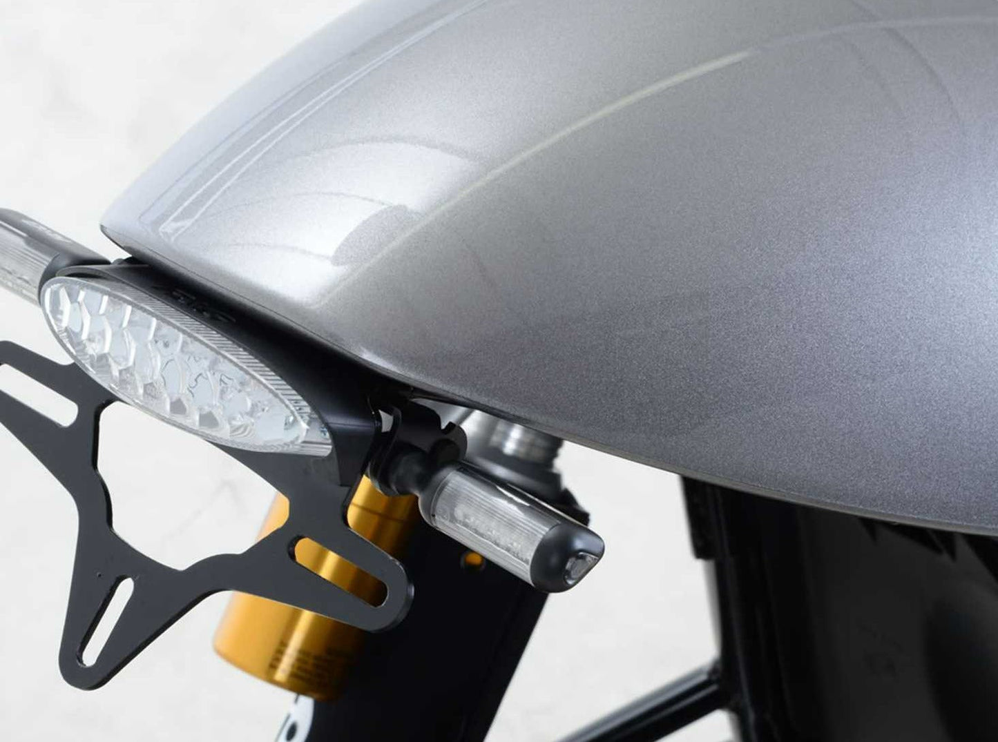 LP0201 - R&G RACING Triumph Thruxton 1200 / 1200R (16/18) Tail Tidy