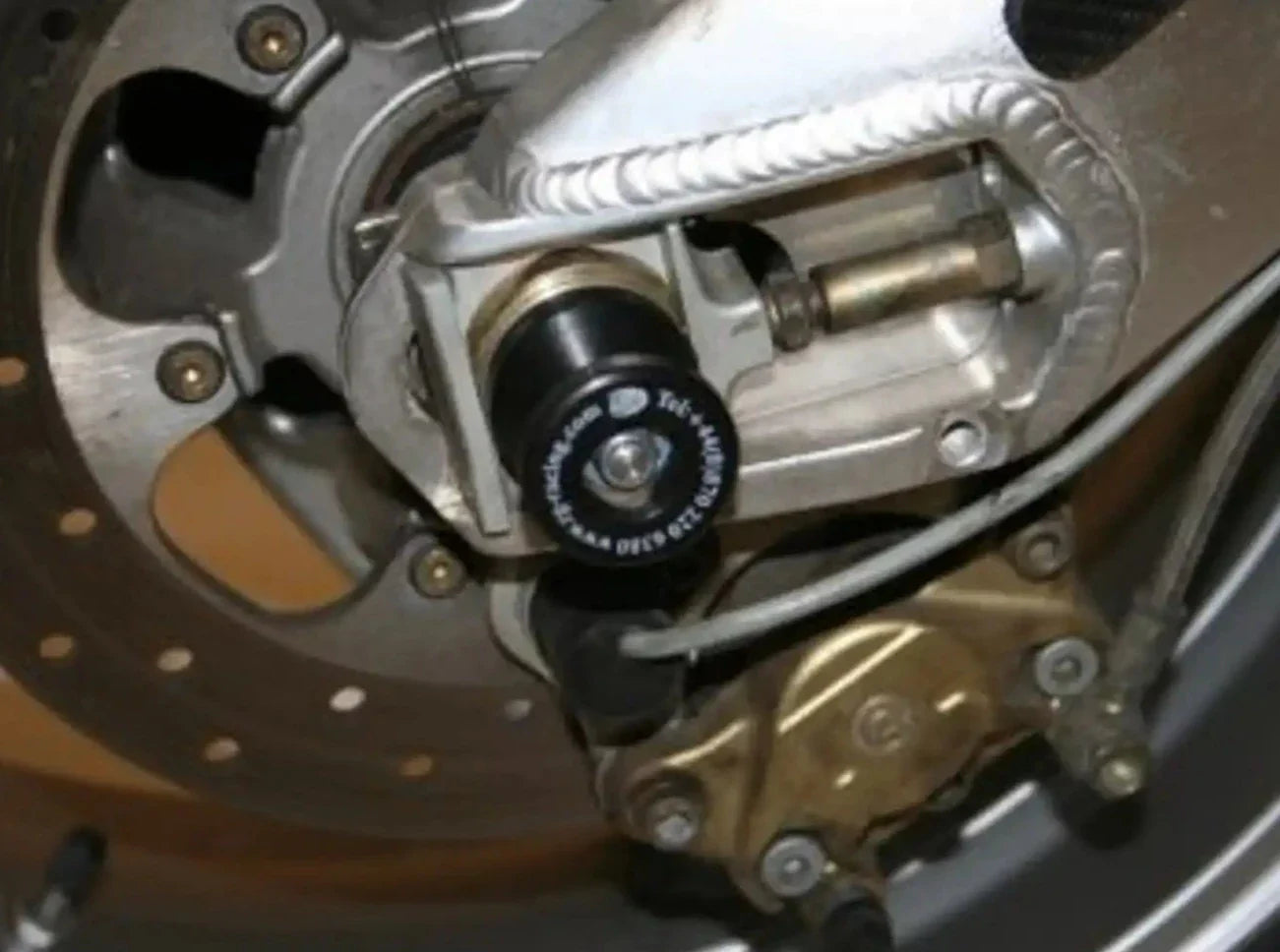 SS0024 - R&G RACING Benelli Tornado Novecento TRE Rear Wheel Sliders (paddock stand bobbins)