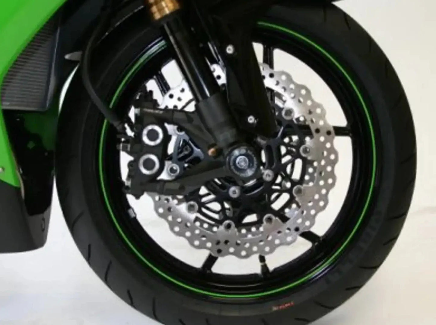FP0081 - R&G RACING Kawasaki ZX-10R (08/15) Front Wheel Sliders