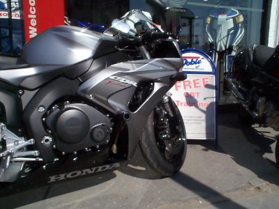 CP0125 - R&G RACING Honda CBR1000RR (04/07) Frame Crash Protection Sliders "Classic"