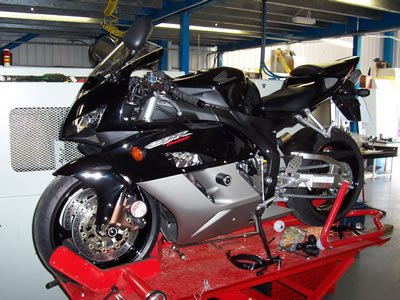 CP0125 - R&G RACING Honda CBR1000RR (04/07) Frame Crash Protection Sliders "Classic"