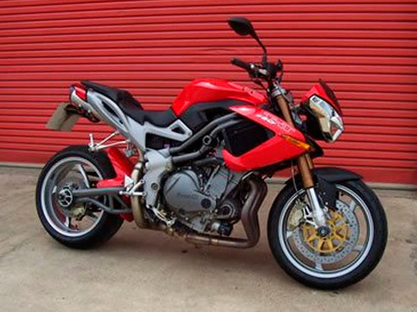 CP0152 - R&G RACING Benelli TNT 1130 Cafe Racer Frame Crash Protection Sliders "Classic"